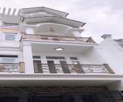 866. CẦN BÁN NHÀ HẺM Ô TÔ ĐƯỜNG PHÙ ĐỔNG THIÊN VƯƠNG - PHƯỜNG 8 - TP ĐÀ LẠT. 866. CẦN BÁN NHÀ HẺM Ô TÔ ĐƯỜNG PHÙ ĐỔNG THIÊN VƯƠNG - PHƯỜNG 8 - TP ĐÀ LẠT.